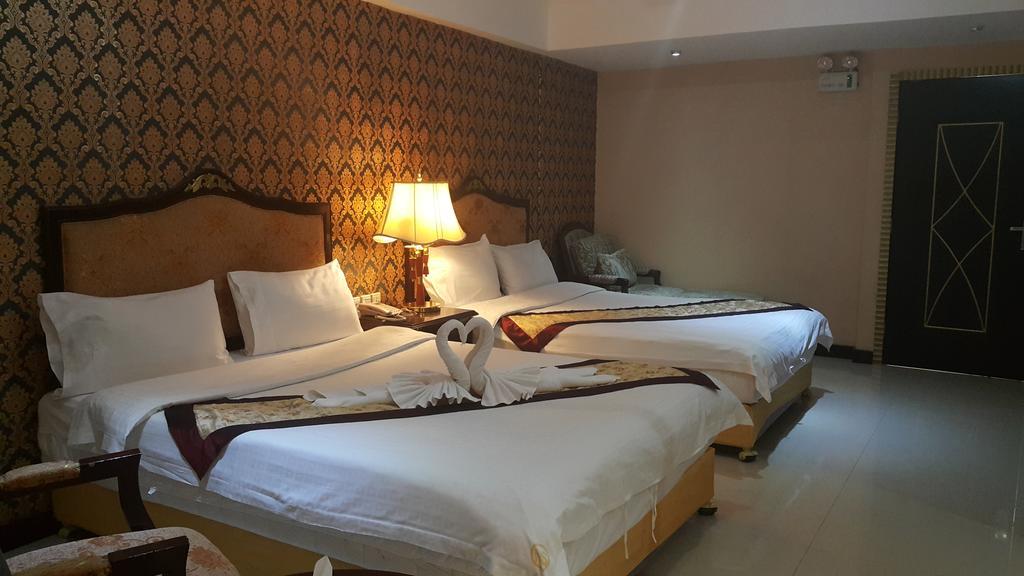 The Privi Suites Патая Екстериор снимка