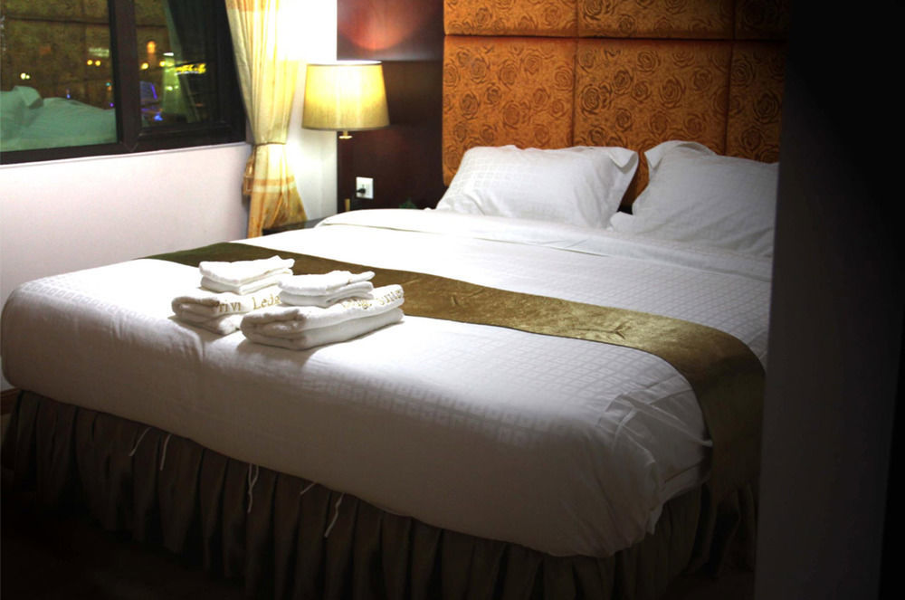 The Privi Suites Патая Екстериор снимка