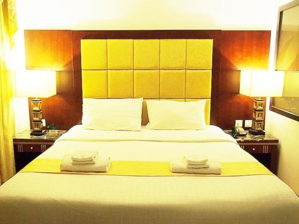 The Privi Suites Патая Екстериор снимка