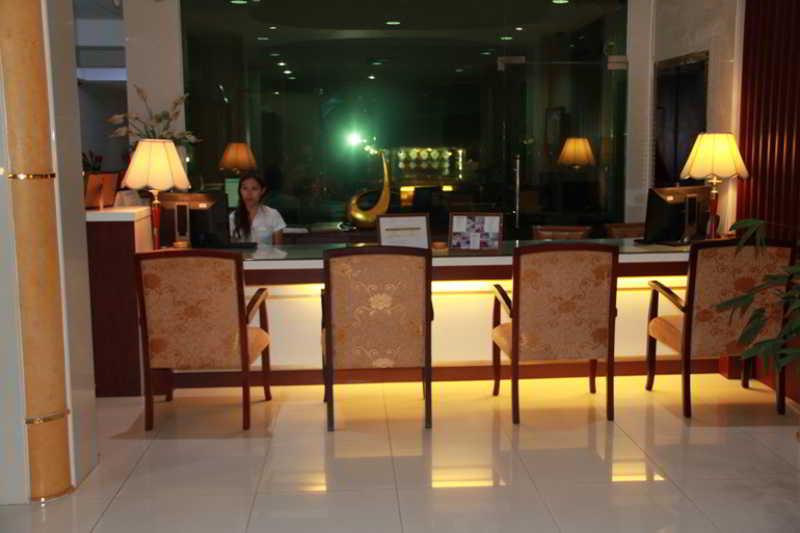 The Privi Suites Патая Екстериор снимка