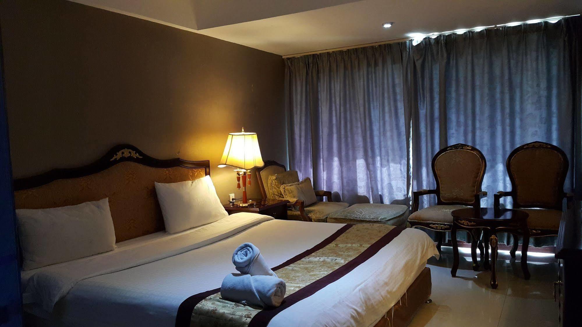 The Privi Suites Патая Екстериор снимка